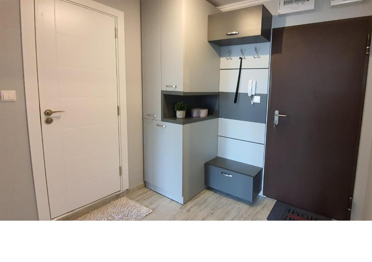 Appartement K&K Stylish Elegance à Burgas Extérieur photo